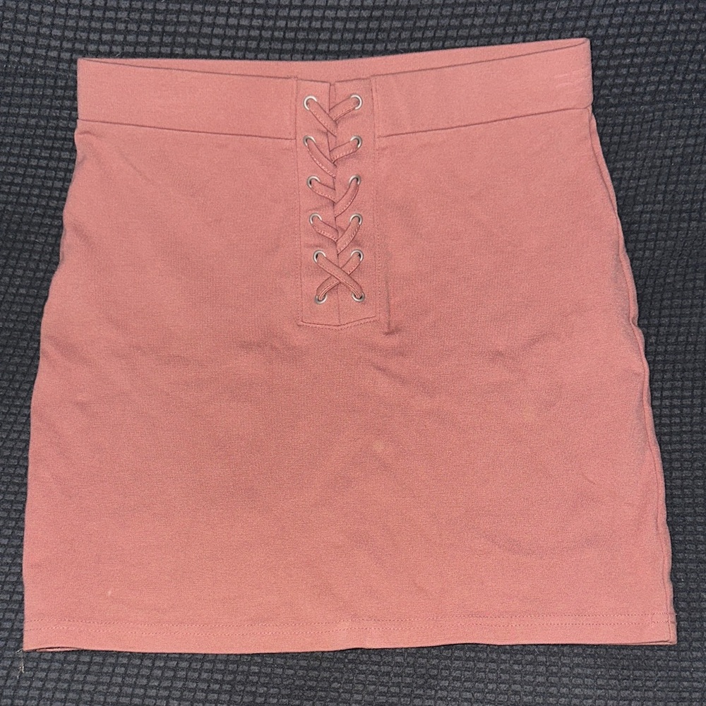 Forever 21 Lace-Up Mini Skirt in Dusty Rose